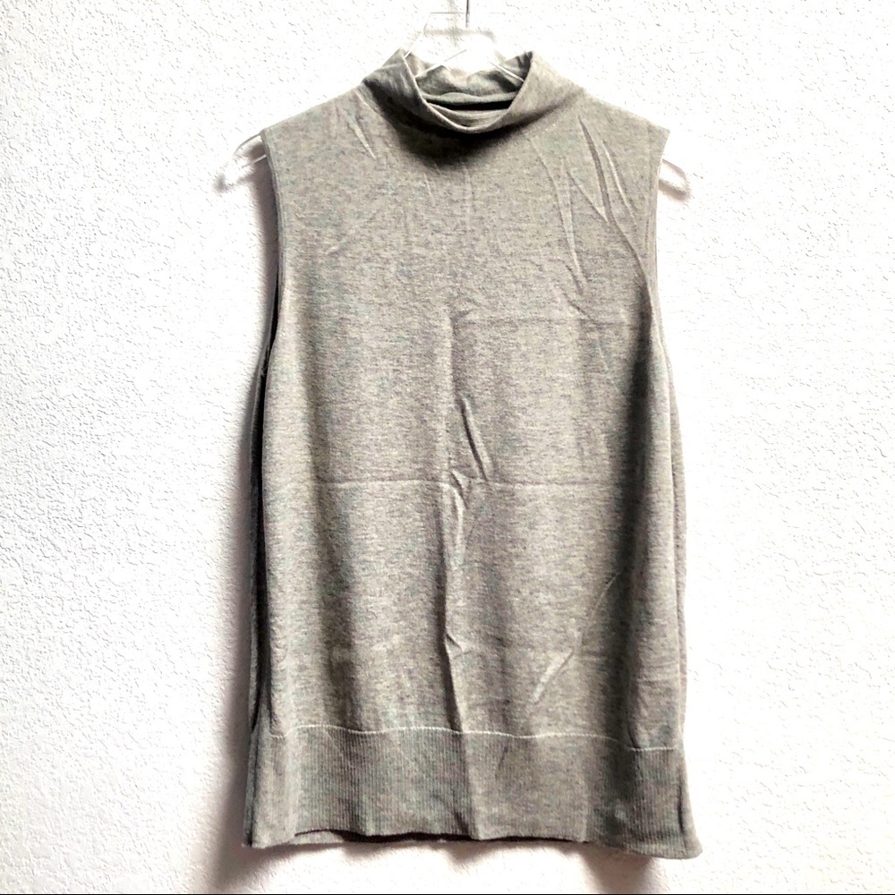 Lafayette 148 Cashmere Sleeveless Turtleneck